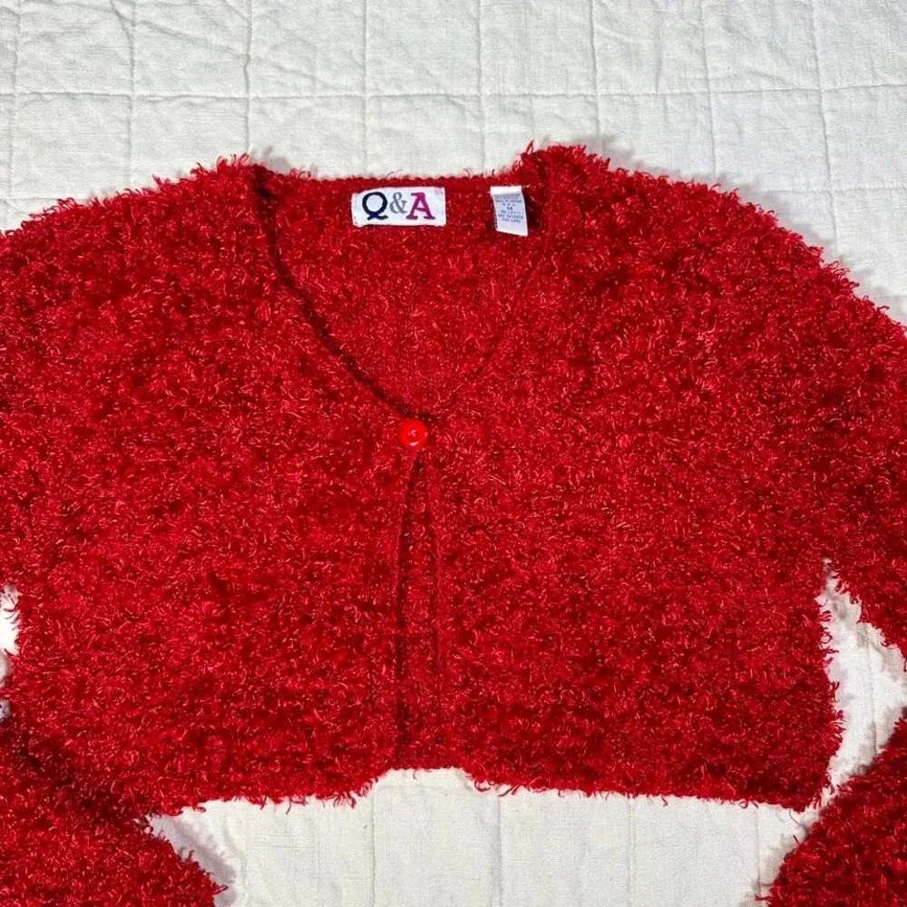 Q&A Red Fuzzy Cropped Cardigan – Size M (Fits S/M - Picture 2 of 5